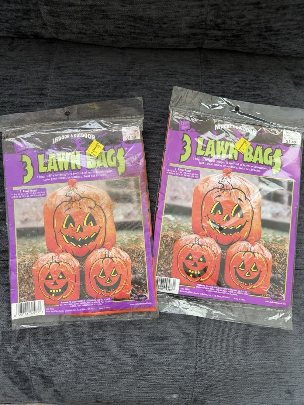 Fun World Indoor & Outdoor Halloween Pumpkin 3 Big Lawn Bags New Sealed Lot Of 2